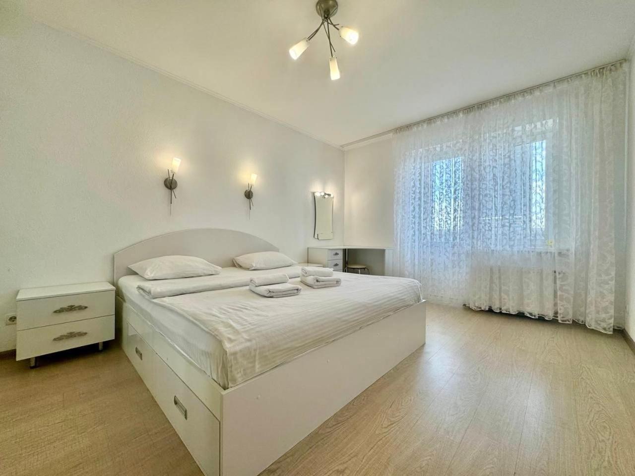 Apartpoltava Стильні Білосніжні Апартаменти, 2-Окремі Кімнати , Документи Для Відрядження , Банківський Чек 외부 사진
